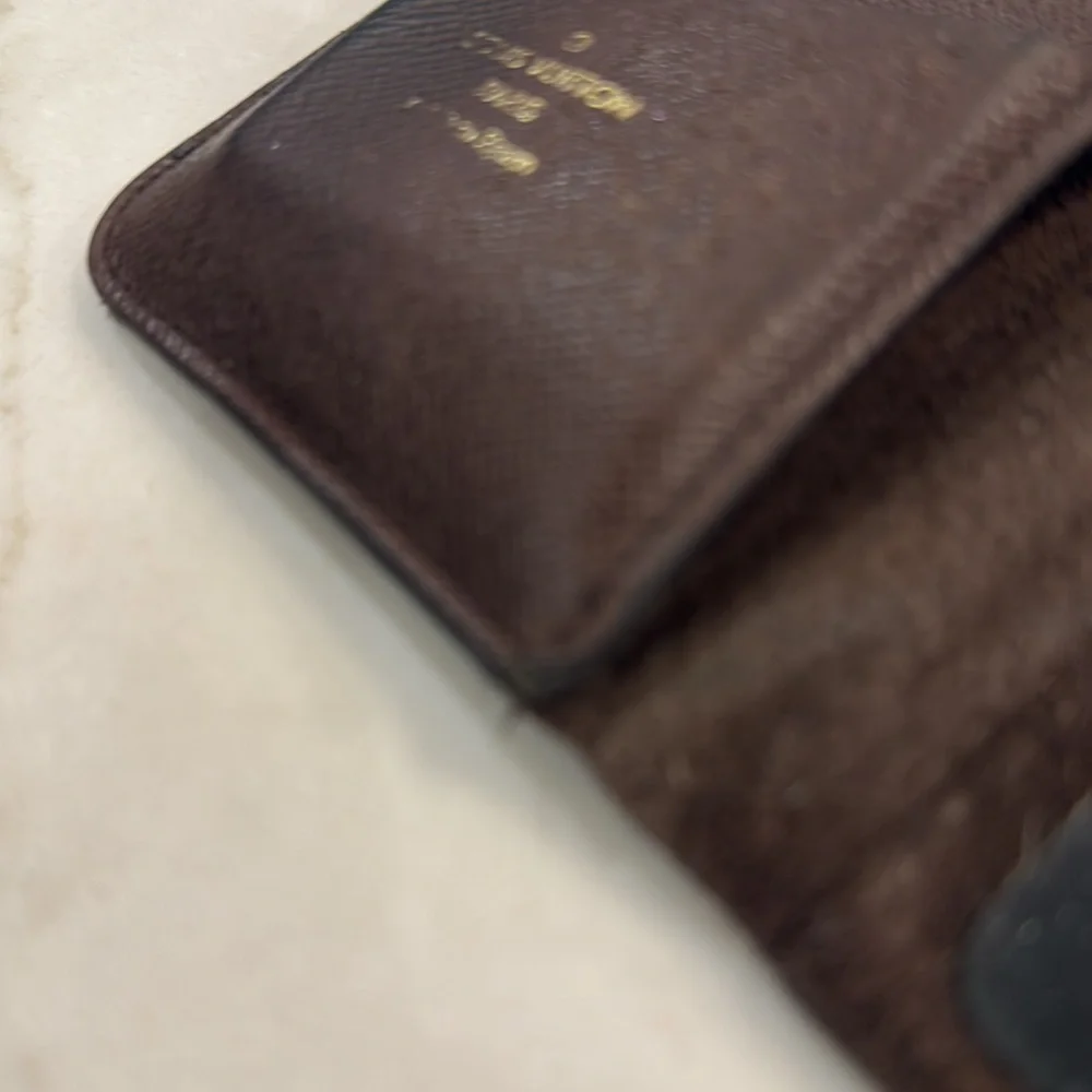 Authentic Louis Vuitton Folio I phone case